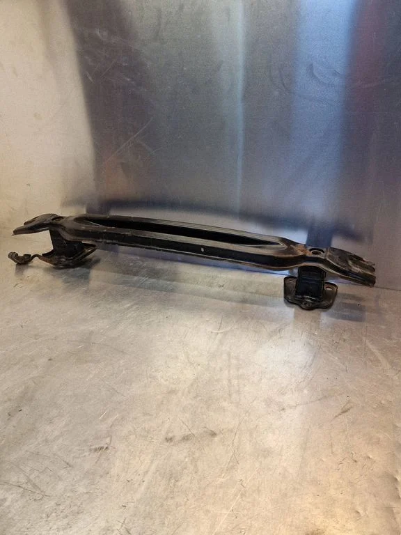 Rear bumper cross member – BMW X1 E84 (2009-2015)