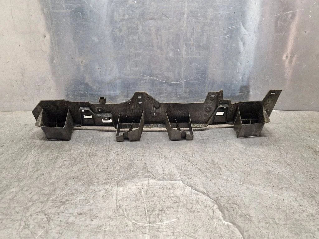 Rear bumper mounting bracket 9823208980