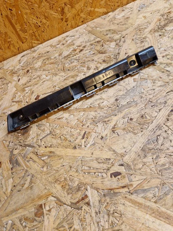Rear bumper mounting bracket – Nissan Qashqai (2014-2016)