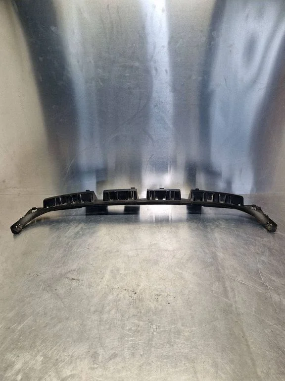 Rear bumper mounting bracket 727584