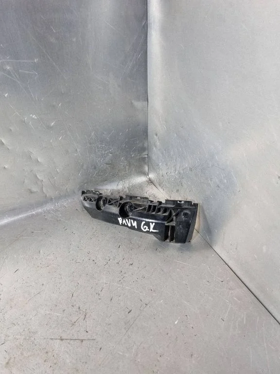 Rear bumper mounting bracket 52563