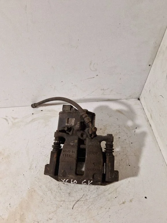Rear brake caliper T153