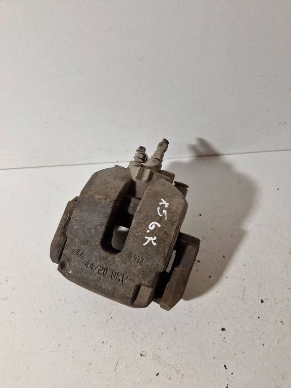 Rear brake caliper 4420BMW