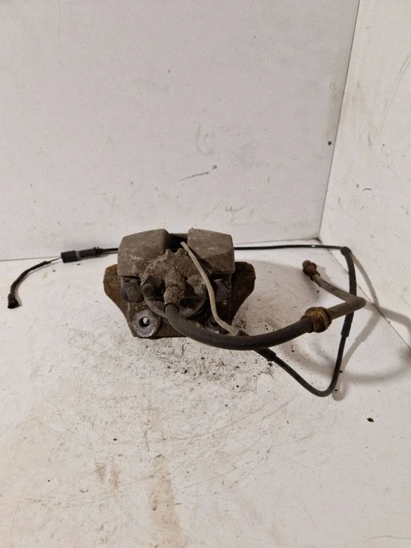 Rear brake caliper 4420