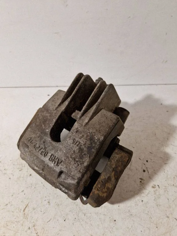Tagumine pidurisadul 4220