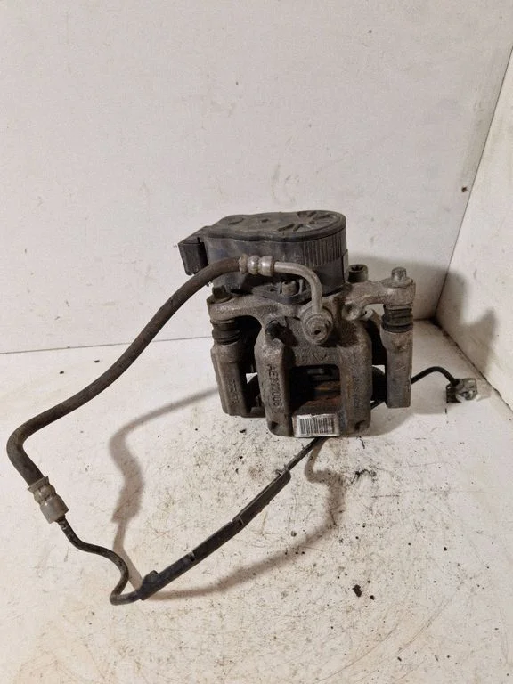 Rear brake caliper – Opel Grandland X (2017-2024)