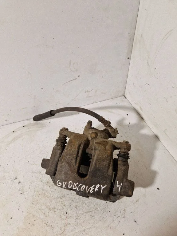 Rear brake caliper – Land Rover Discovery Sport (2014-)