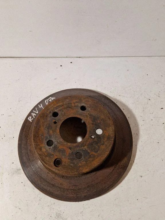 Rear brake disc – Toyota RAV 4 (XA30) (2006-2016)