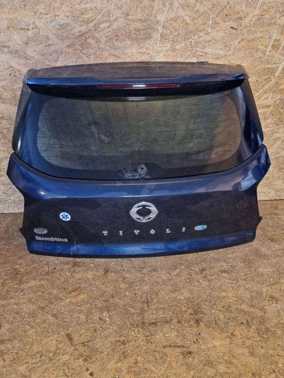 Tailgate/trunk/boot lid