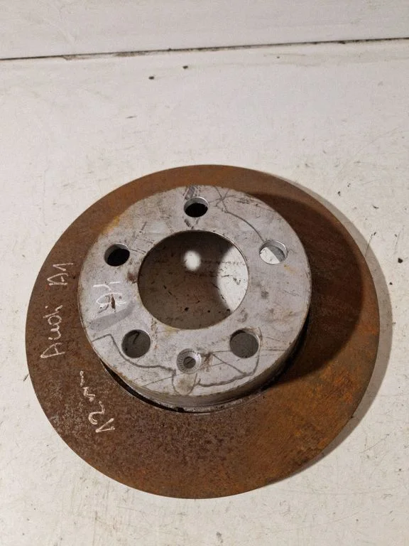 Aizmugurējais bremžu disks