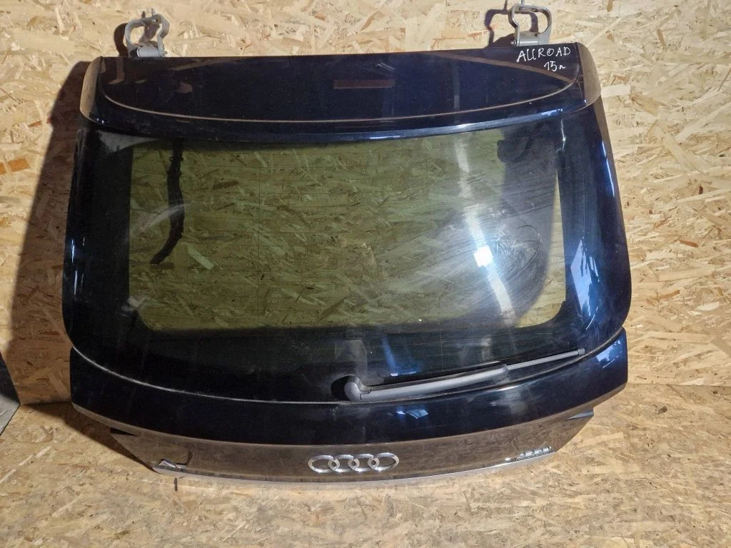 Tailgate/trunk/boot lid
