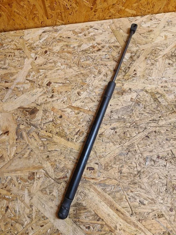 Tailgate/trunk strut/damper 51249801386