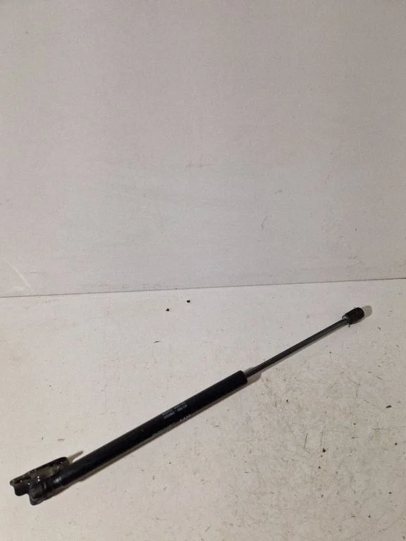 Tailgate/trunk strut/damper – KIA Sportage (2011-2016)