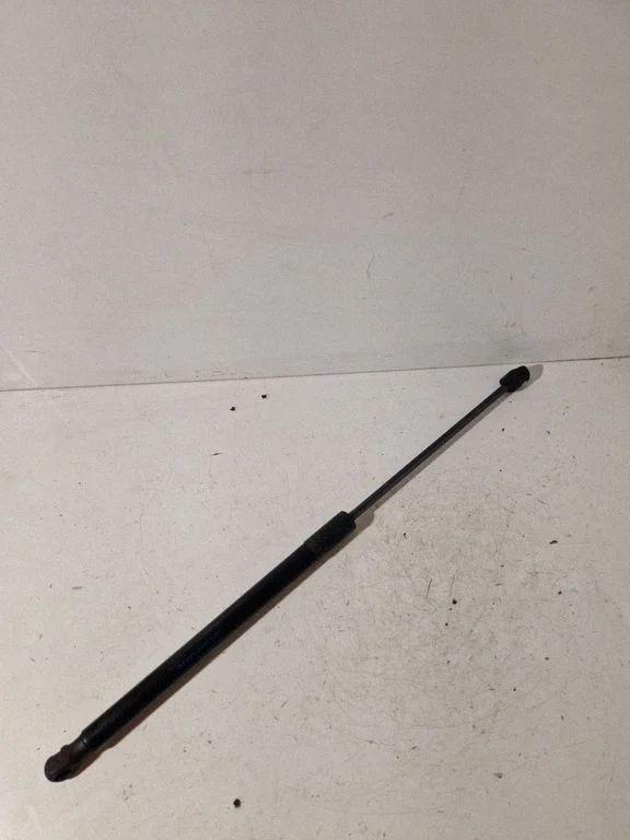 Tailgate/trunk strut/damper – Audi A1 (2010-2018)