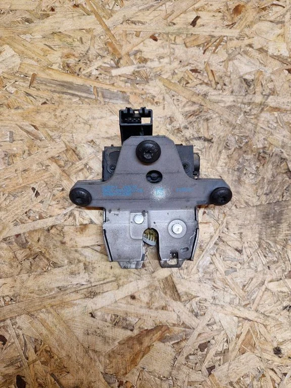 Tailgate/trunk/boot lock/catch/latch – Ford Mondeo MK IV (2007-2014)