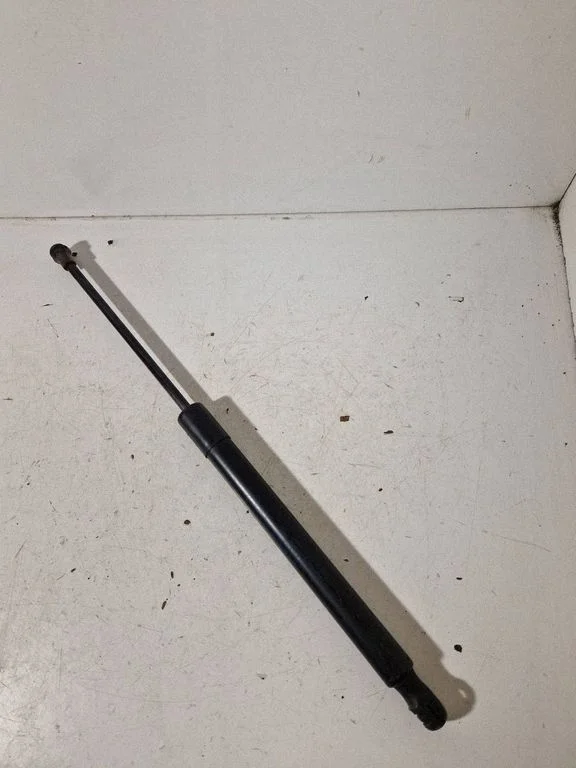 Tailgate/trunk strut/damper – Volkswagen Golf Plus (2005-2013)