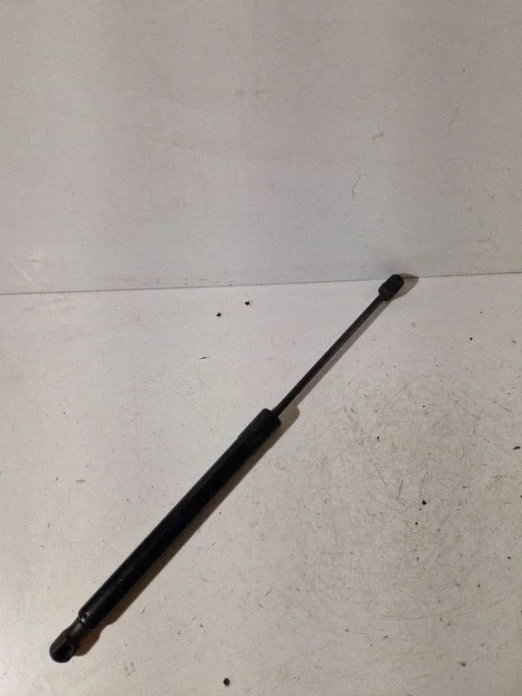 Tailgate/trunk strut/damper – Volkswagen Golf Plus (2005-2013)