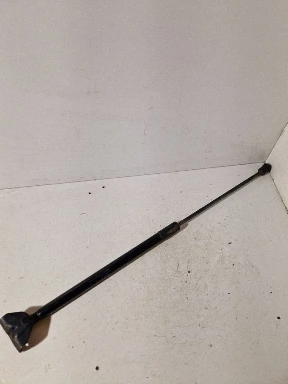 Tailgate/trunk strut/damper – Hyundai Tucson TL (2015-)