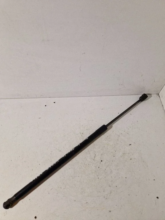 Tailgate/trunk strut/damper 689600F012