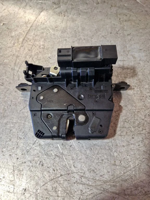 Tailgate/trunk/boot lock/catch/latch – BMW 5 Series F10 F11 (2009-2016)