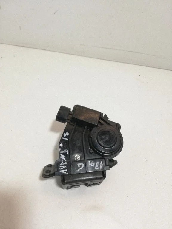 Tailgate/trunk/boot lock/catch/latch – Toyota Avensis T270 (2012-2015)