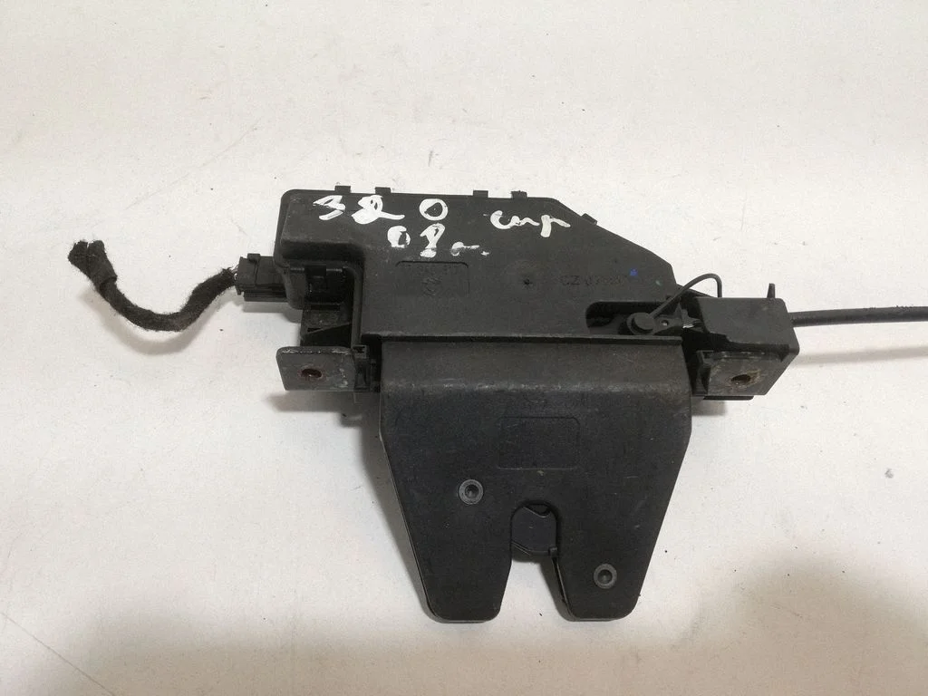 Tailgate/trunk/boot lock/catch/latch – BMW 3 Series E92 E93 (2005-2014)