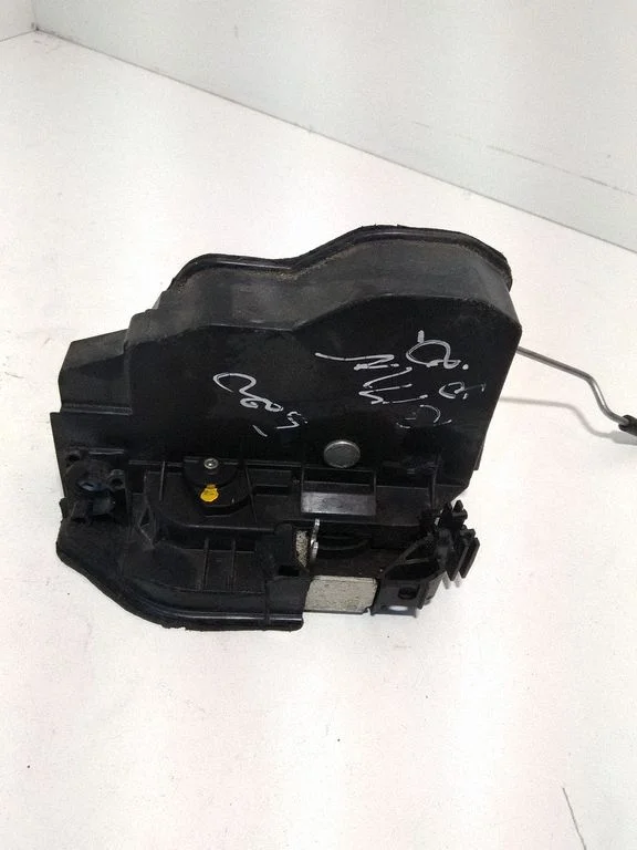 Front door lock – BMW 5 Series E60 E61 (2004-2010)