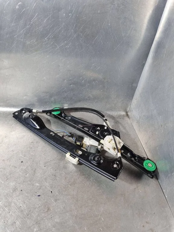 Front door window regulator with motor 0130822226