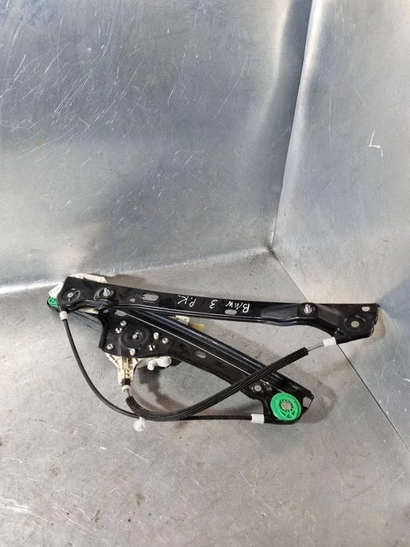Front door window regulator with motor 6927027