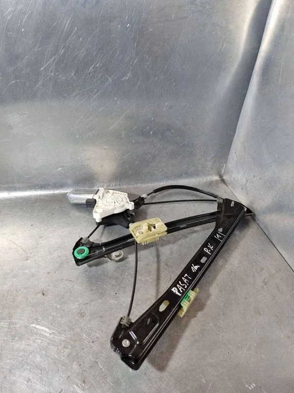 Front door window regulator with motor – Volkswagen Passat CC (2008-2016)