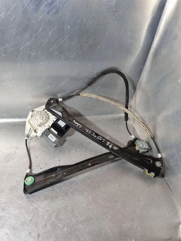 Front door window regulator with motor – Volkswagen Golf Plus (2005-2013)