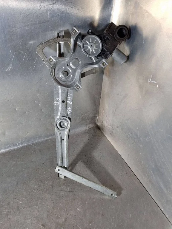 Front door window regulator with motor 69810F4010 – Toyota C-HR I (2016-2023)