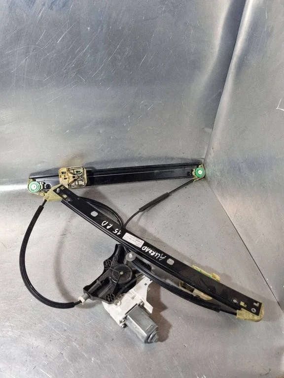 Front door window regulator with motor – Audi A6 S6 C7 4G (2011-2018)