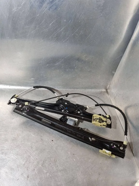 Front door window regulator with motor 9151640141