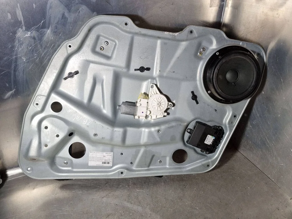 Front door window regulator with motor 993751108