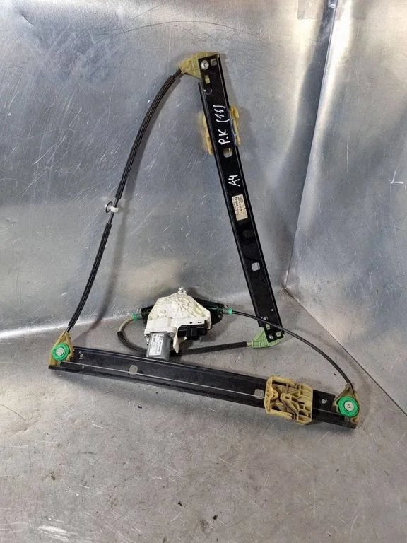 Front door window regulator with motor 8K0837461