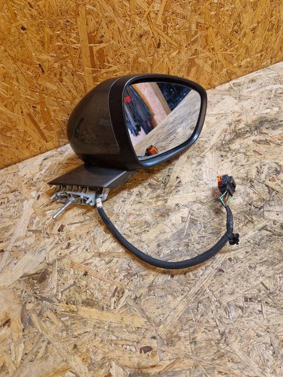 Front door electric wing mirror E20210077