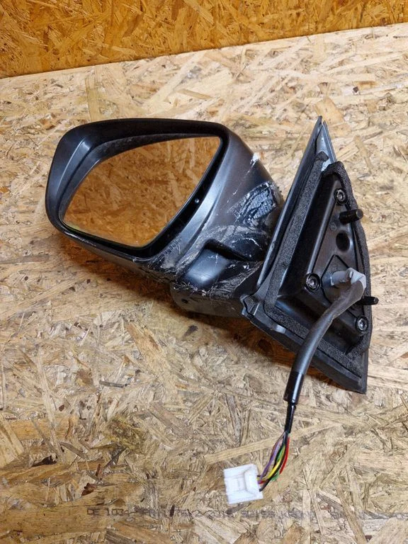 Front door electric wing mirror – Nissan Qashqai (2014-2016)