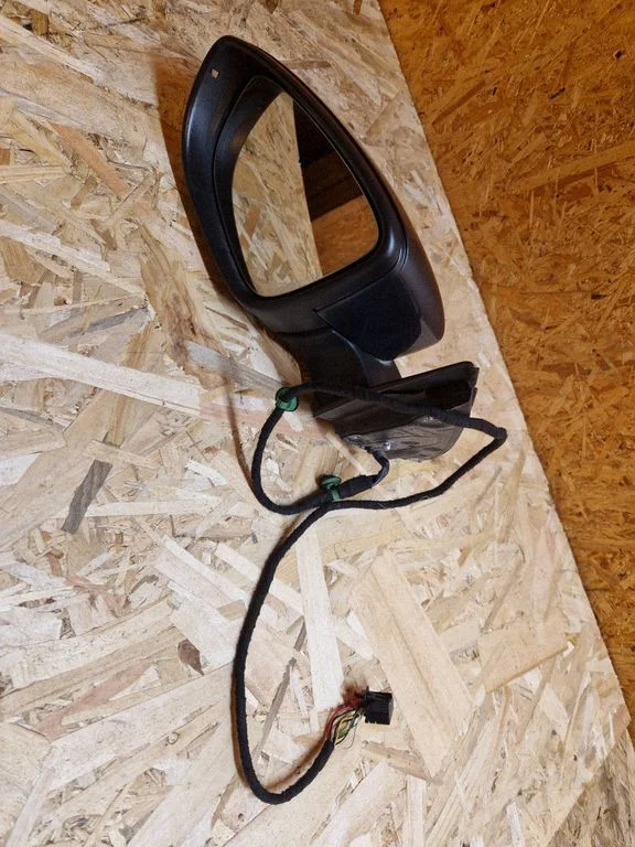 Spogulis (elektriski regulējams) 3C0857933A