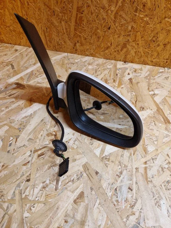 Front door electric wing mirror E1021094