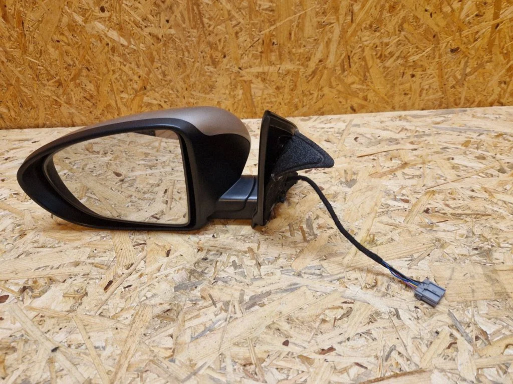Front door electric wing mirror – Nissan Qashqai (2006-2010)