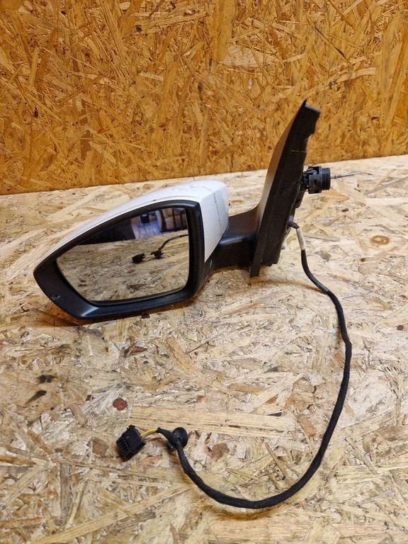 Front door electric wing mirror – Volkswagen Polo V 6R (2009-2017)