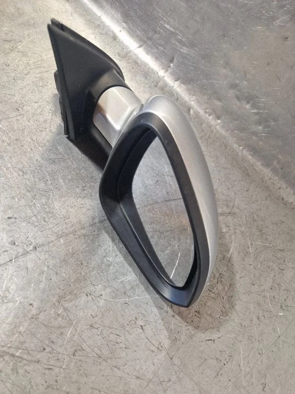 Front door electric wing mirror – Opel Insignia A (2008-2017)