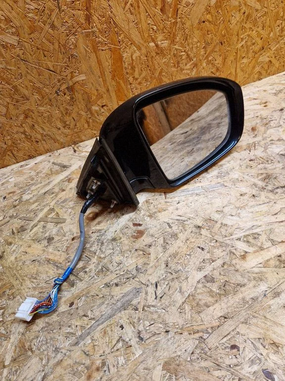Front door electric wing mirror E13027368