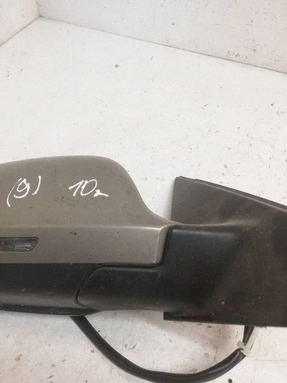 Front door electric wing mirror E1020931