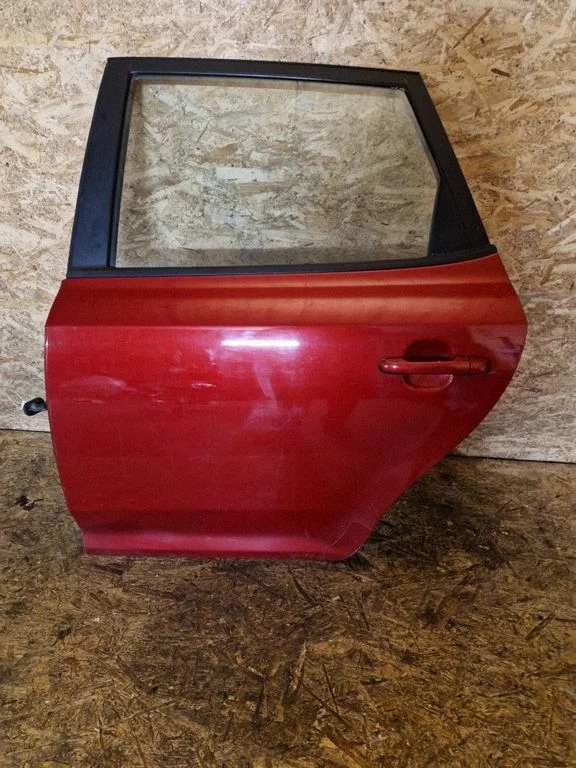 Rear door – left