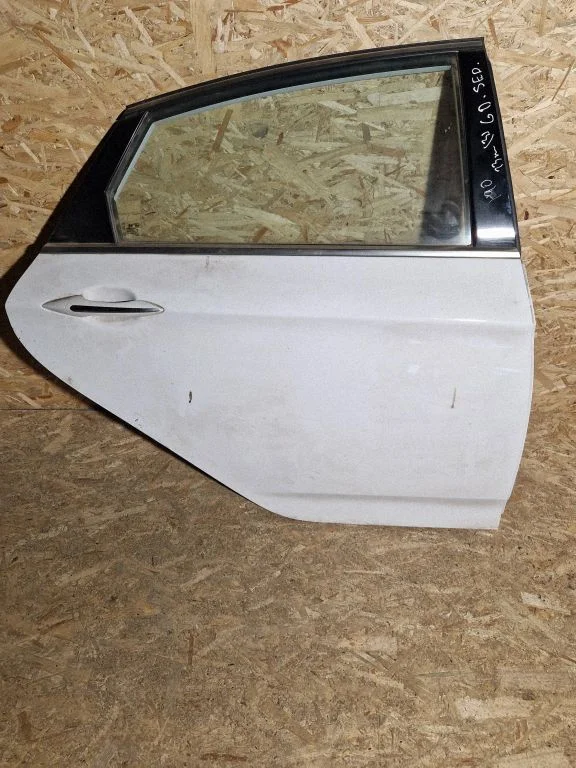 Rear door – right