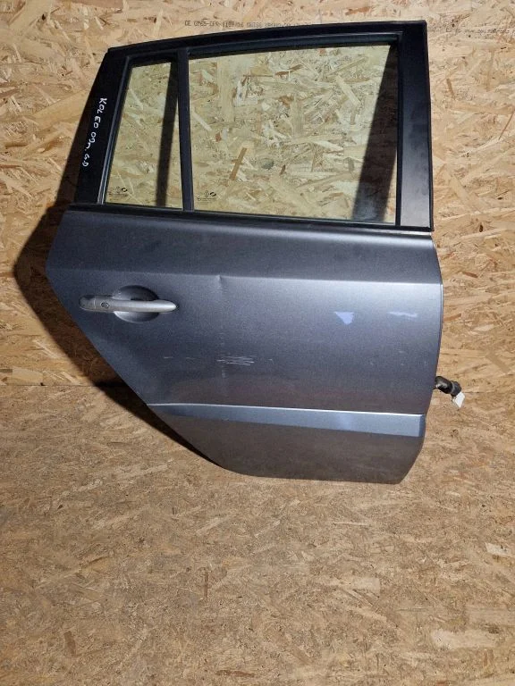 Rear door – right