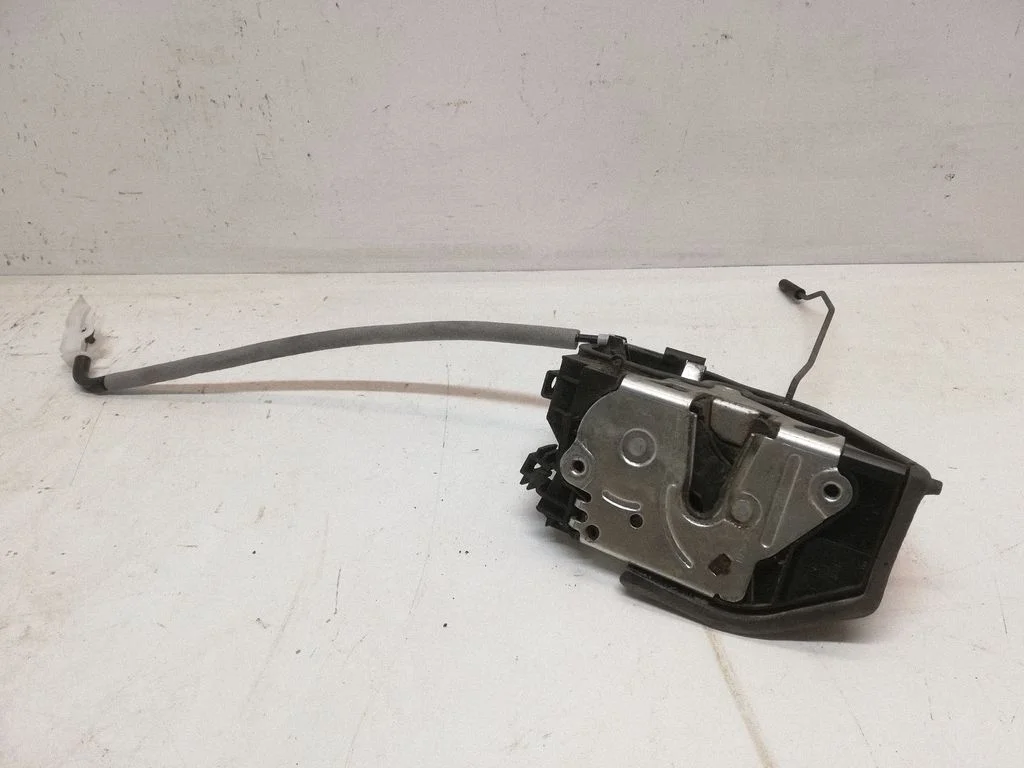 Rear door lock – BMW 1 Series E82 E88 (2007-2014)