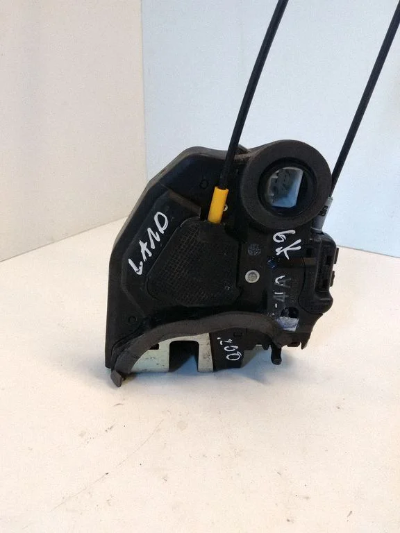 Tagaukse lukk 4A8020106